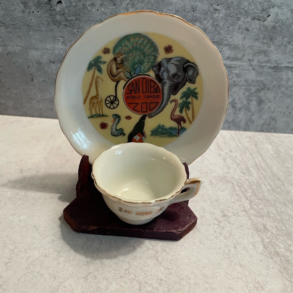 Vintage San Diego Zoo Souvenir Miniature Tea Cup & Saucer Gold Trim Wood Stand